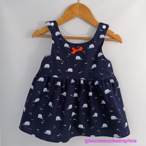 Robe fillette bleu marine imprimé baleine