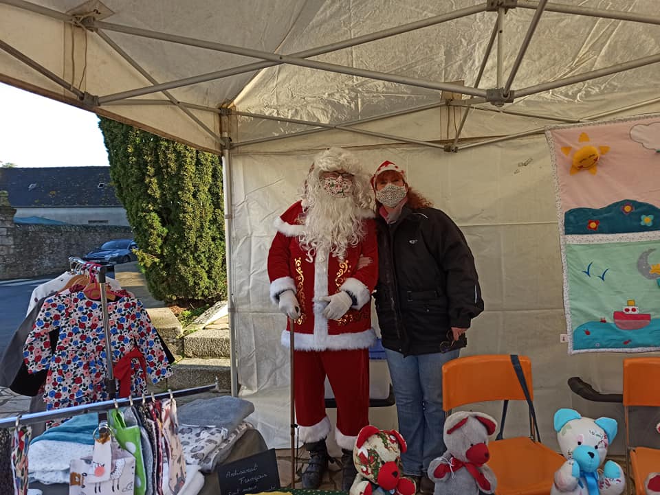 Marché de Noël avec le Père Noël