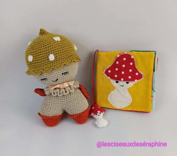 Livre doudou crochet