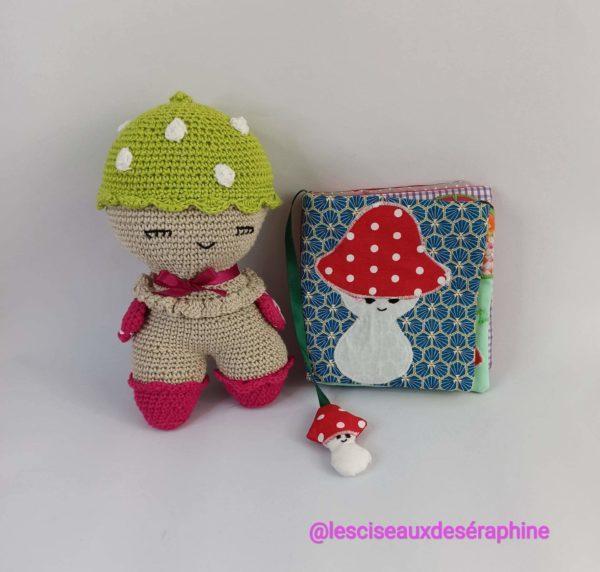 Livre doudou crochet