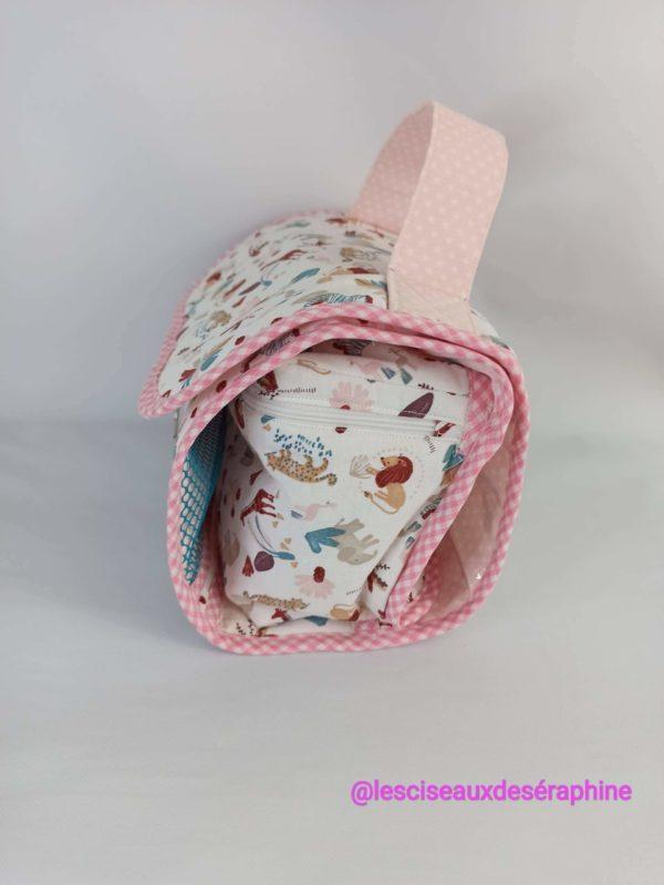 Trousse toilette rose motifs animaux de la jungle (2)