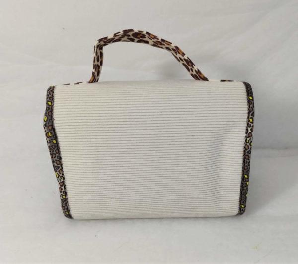 Trousse de toilette